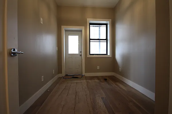 Rented by Nooklyn NYC LLC | media 48