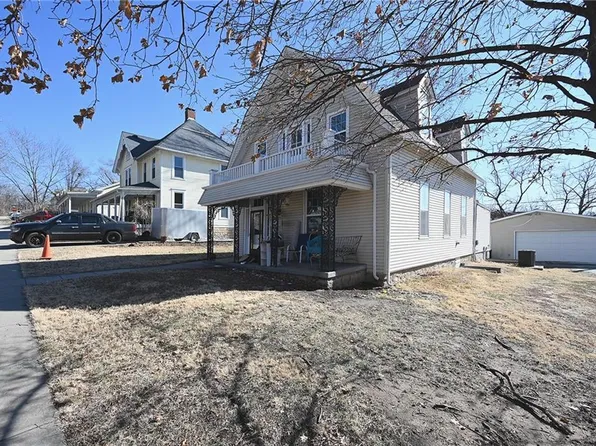 305 Paxton St, Platte City, MO 64079