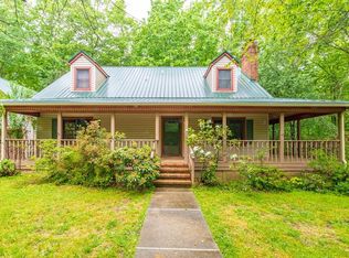 4979 Groundhog Mountain Rd, Hillsville, VA 24343