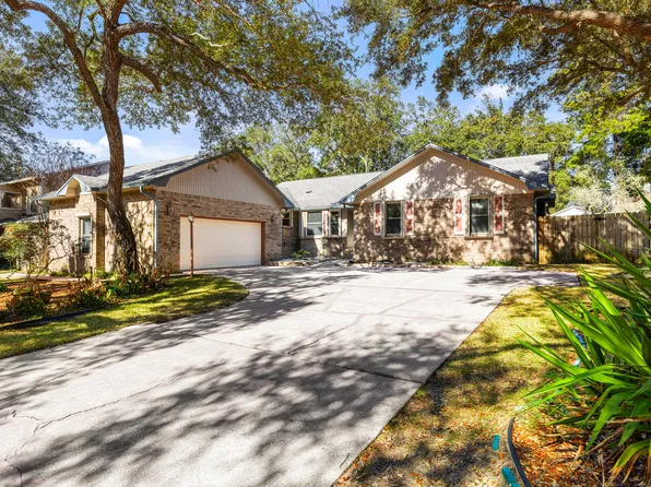 125 Bermuda Cir, Niceville, FL 32578