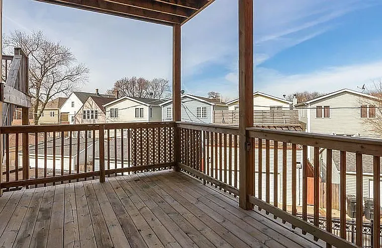 Elston — Photo 15