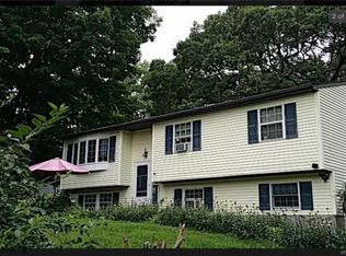 302 Schunnemunk St, Monroe, NY 10950