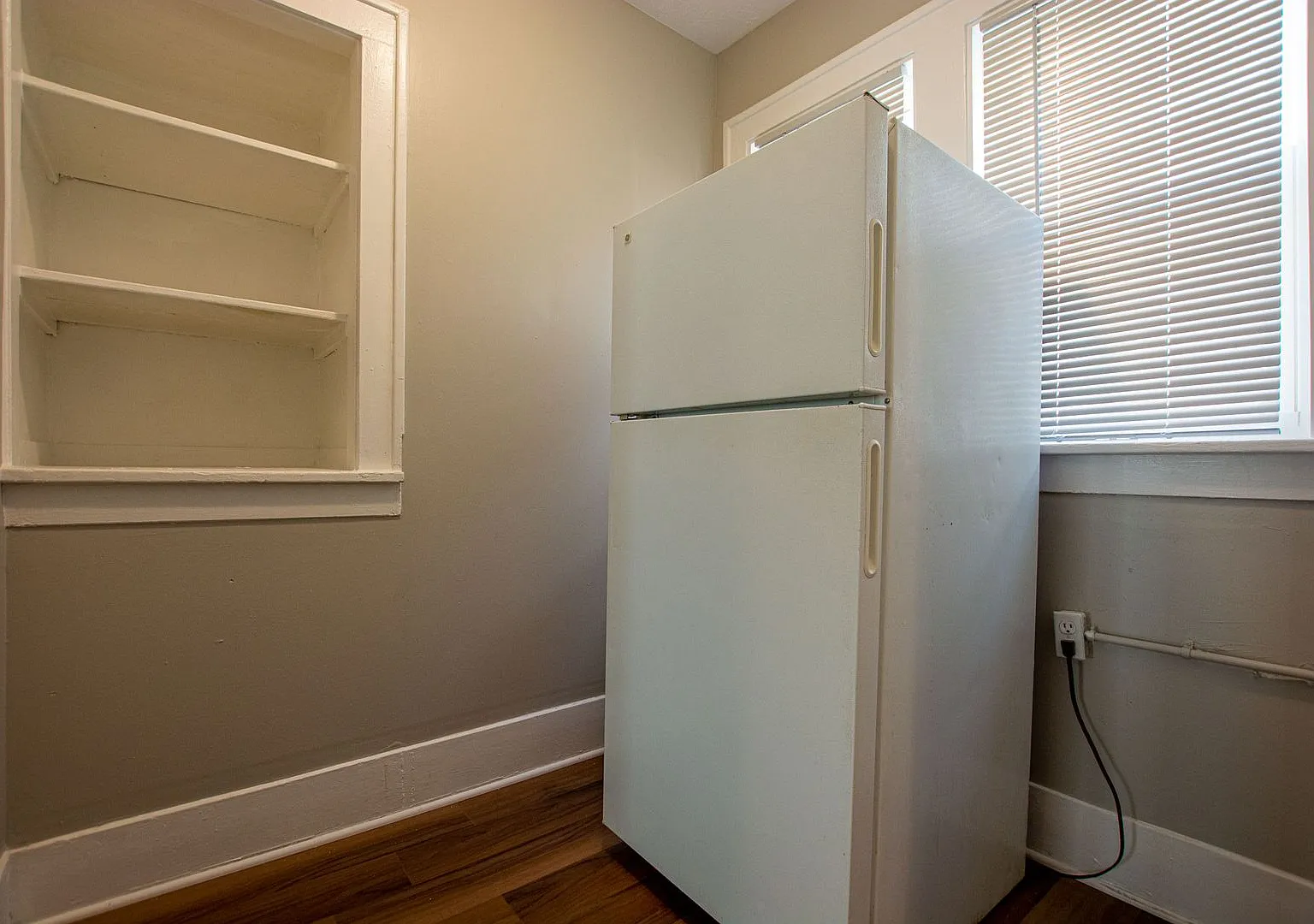 3 Bedroom Rental — Photo 4