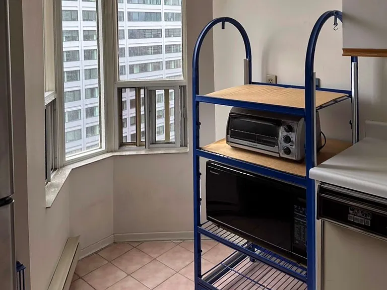 55 Centre Ave #1806 — Photo 5
