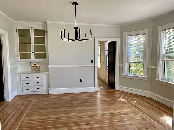 2nd image of 18-20 Stamford Ave #2