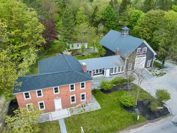 676 Western Avenue, Henniker, NH 03242
