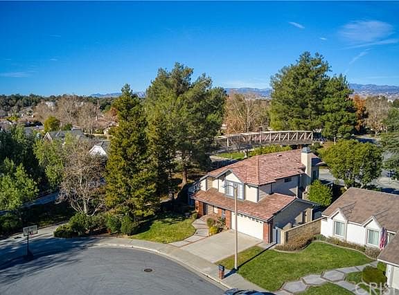 3rd image of 23773 Cabezo Ct