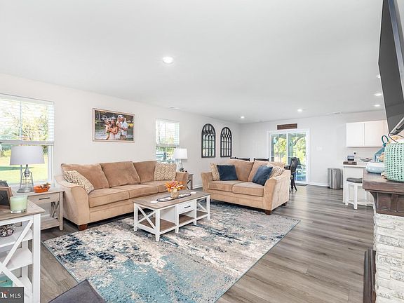 4th image of 30247 Creekview Cir