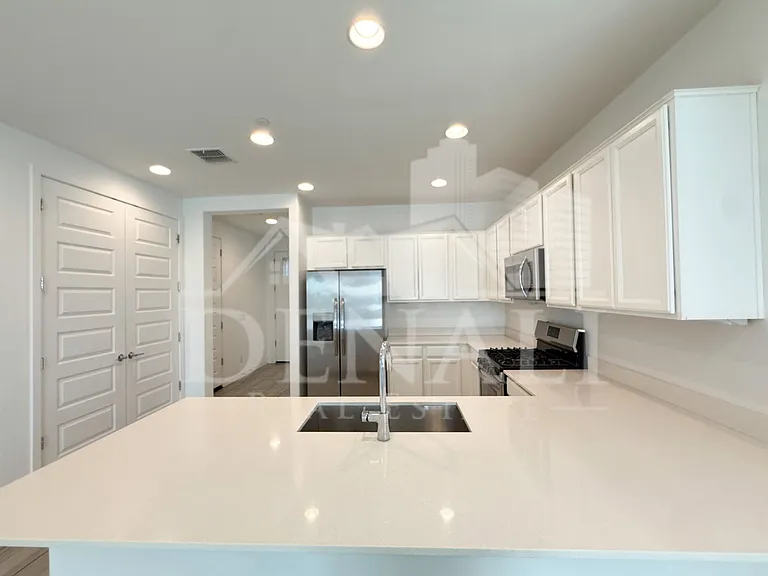 12523 W Calle De Sol — Photo 7