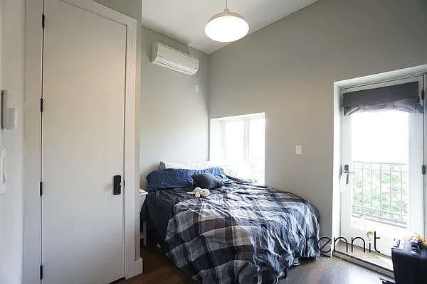 Rented by Rennit Inc. | media 11