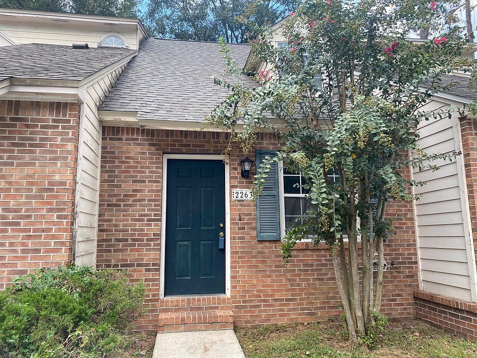1st image of 2263 Parrot Ln