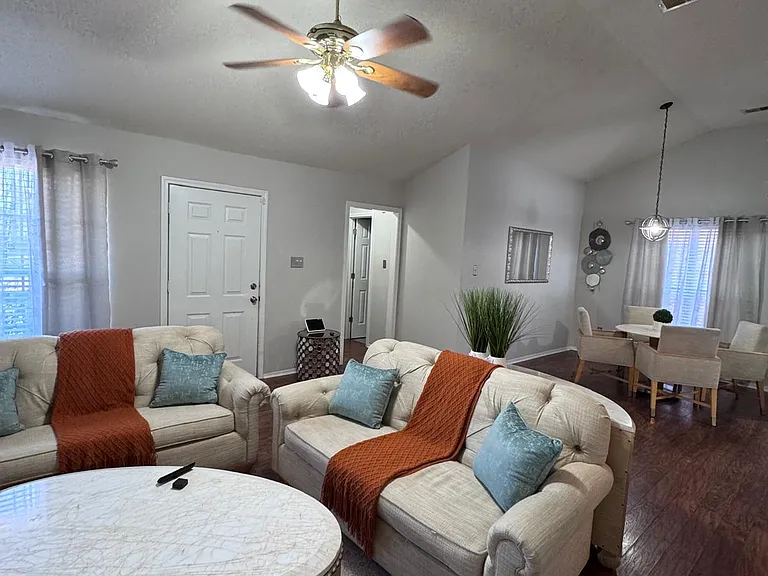 1212 McGowan Dr — Photo 11