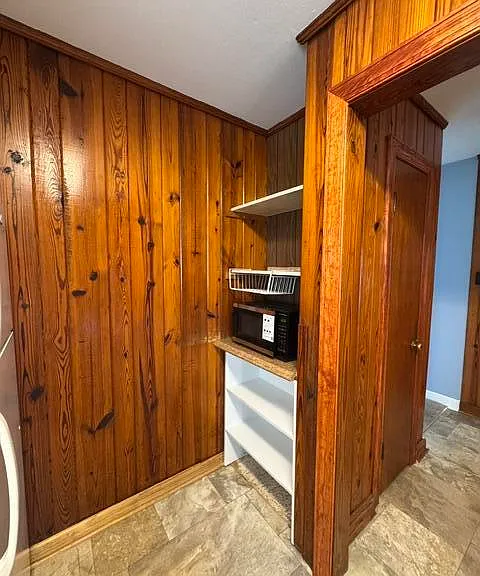 3501 Westmont Dr — Photo 19