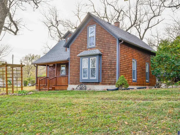 445 Main St, Douglas, NE 68344