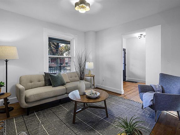 3rd image of 7415 Elm Ave