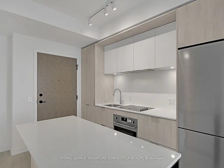 130 River St #909 — Photo 6