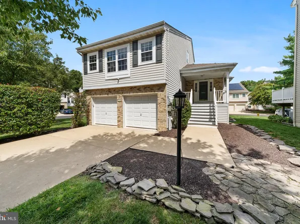 1500 Shadywood Ct, Crofton, MD 21114