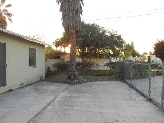 3rd image of 2449 E Norma Avenue