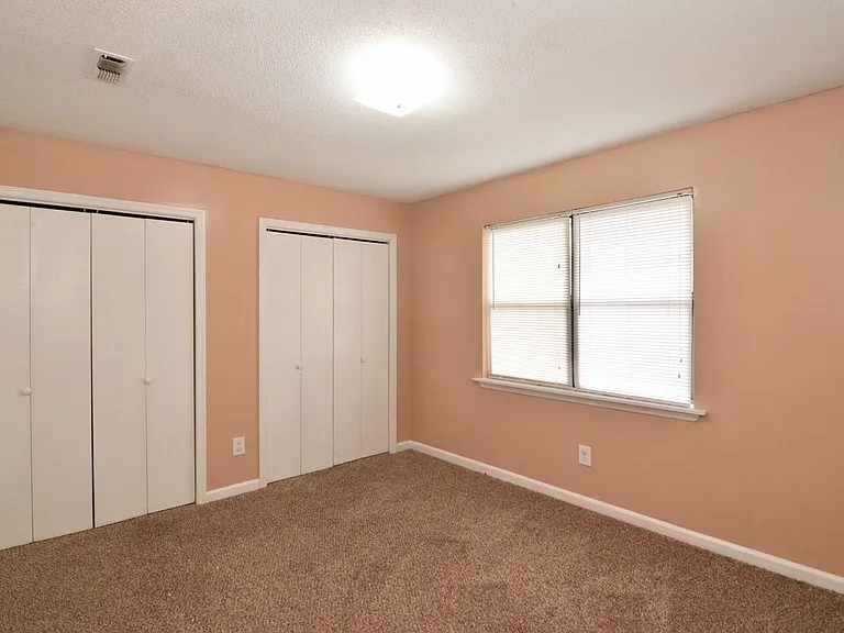 4154 Arlington Rd — Photo 25