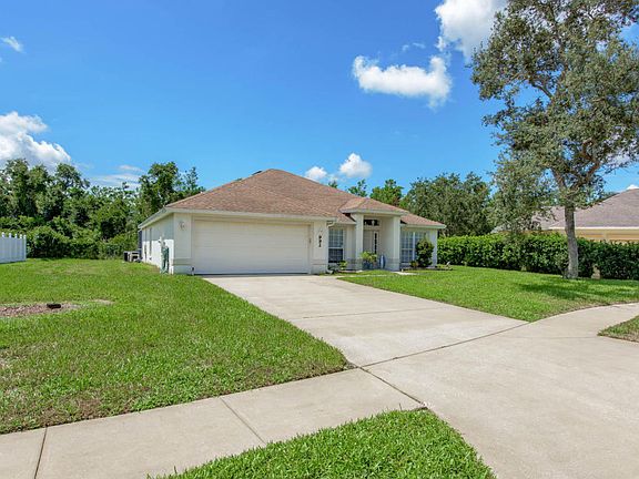 3rd image of 992 Waterford Point Dr