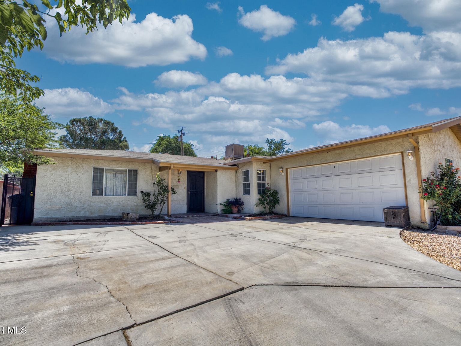44944 16th St W, Lancaster, CA 93534 | Zillow