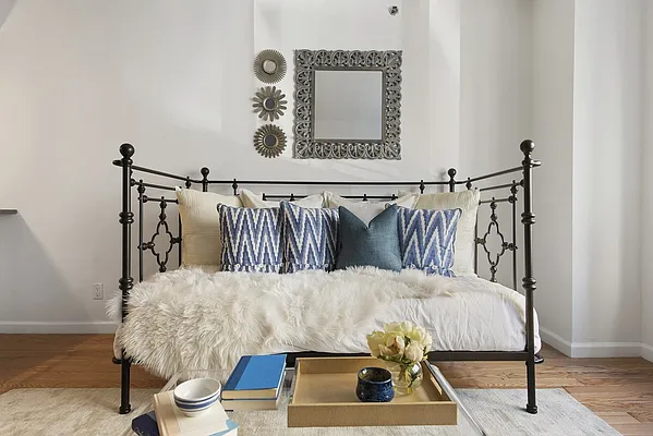 Sold by Nest Seekers International | media 4