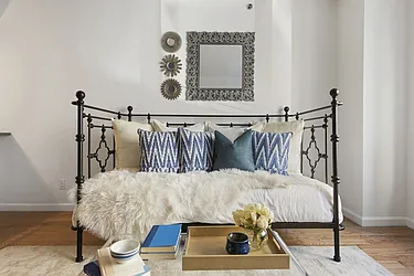 Sold by Nest Seekers International