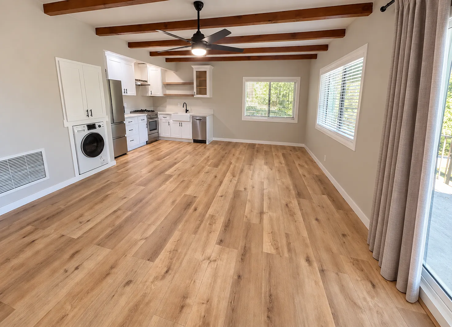 180 Grass Valley Rd — Photo 3