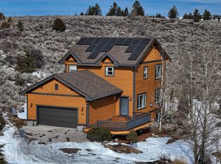 9561 Mountain View Dr, Tetonia, ID 83452