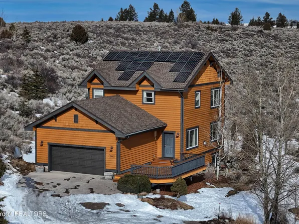 9561 Mountain View Dr, Tetonia, ID 83452