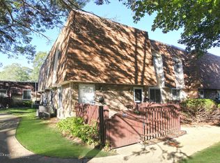 245 Sagamore Hills Dr, Port Jefferson Station, NY 11776