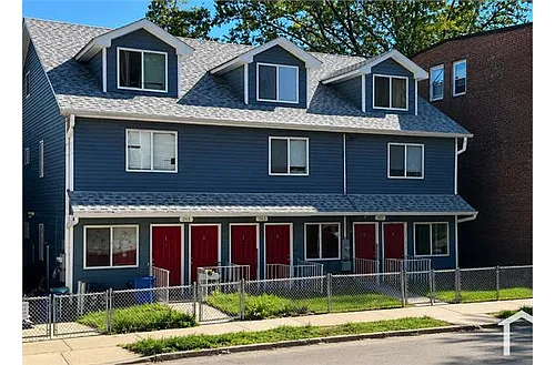 261 York Ave #1 Photo 1