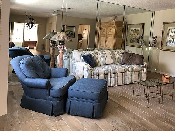 5th image of 2244 Greenhaven Dr