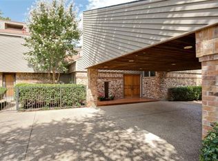 12008 Woodlake Cir, Dallas, TX 75243