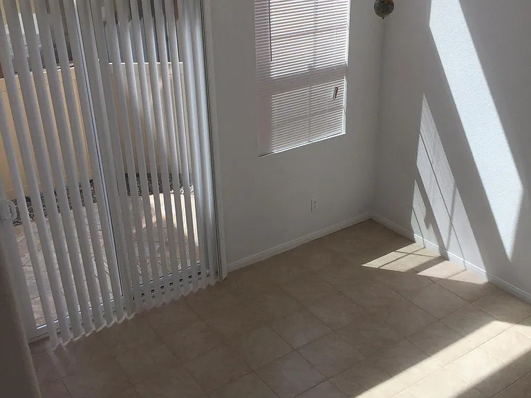 2909 Villas Way — Photo 8