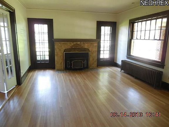 5th image of 701 Park Ave