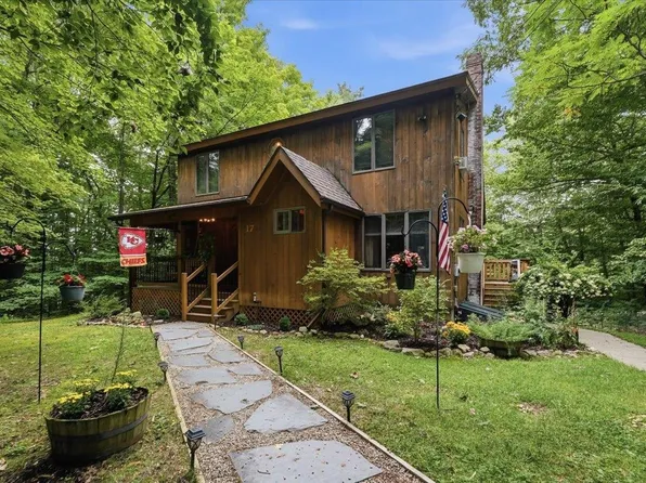 17 Forest Ridge Road, Middlebury, VT 05753