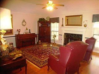 1st image of 3587 Brandon Ln