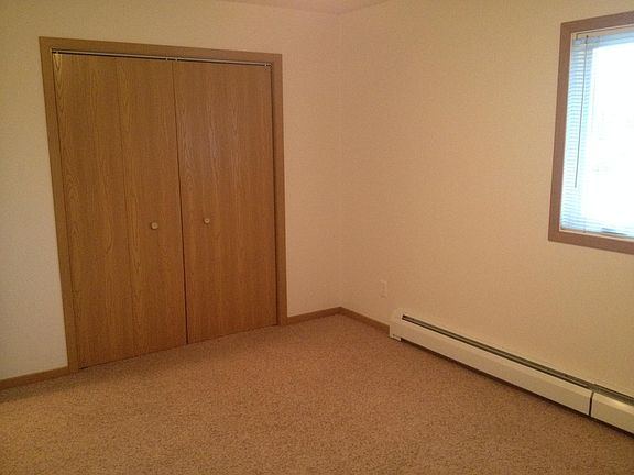 5th image of 1114 27th Ave S APT 32