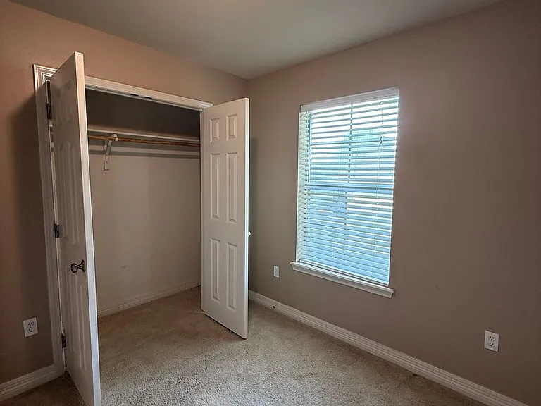 3283 Grand Lake Dr — Photo 16