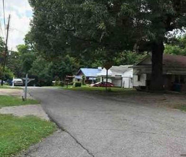 2nd image of 504 11th Ave