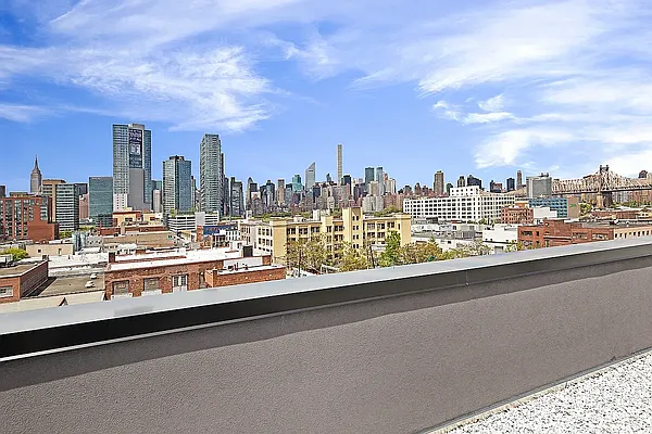 Rented by The Agency | media 10