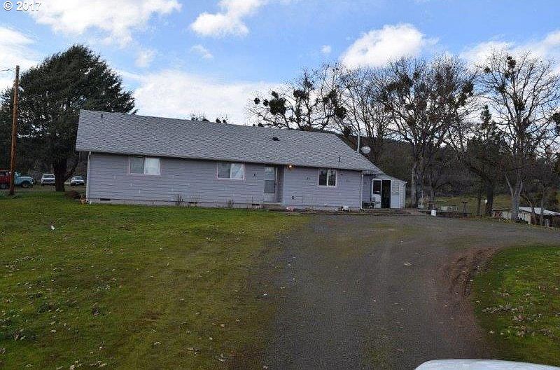 1st image of 420 W Rolling Hills Dr