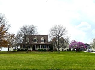1333 S 550th Rd E, Montgomery, IN 47558