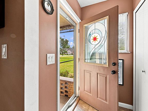 5th image of 30301 Armada Ridge Rd