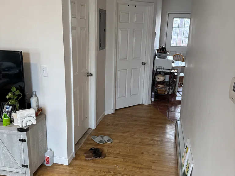 96 Morris St #2 — Photo 9