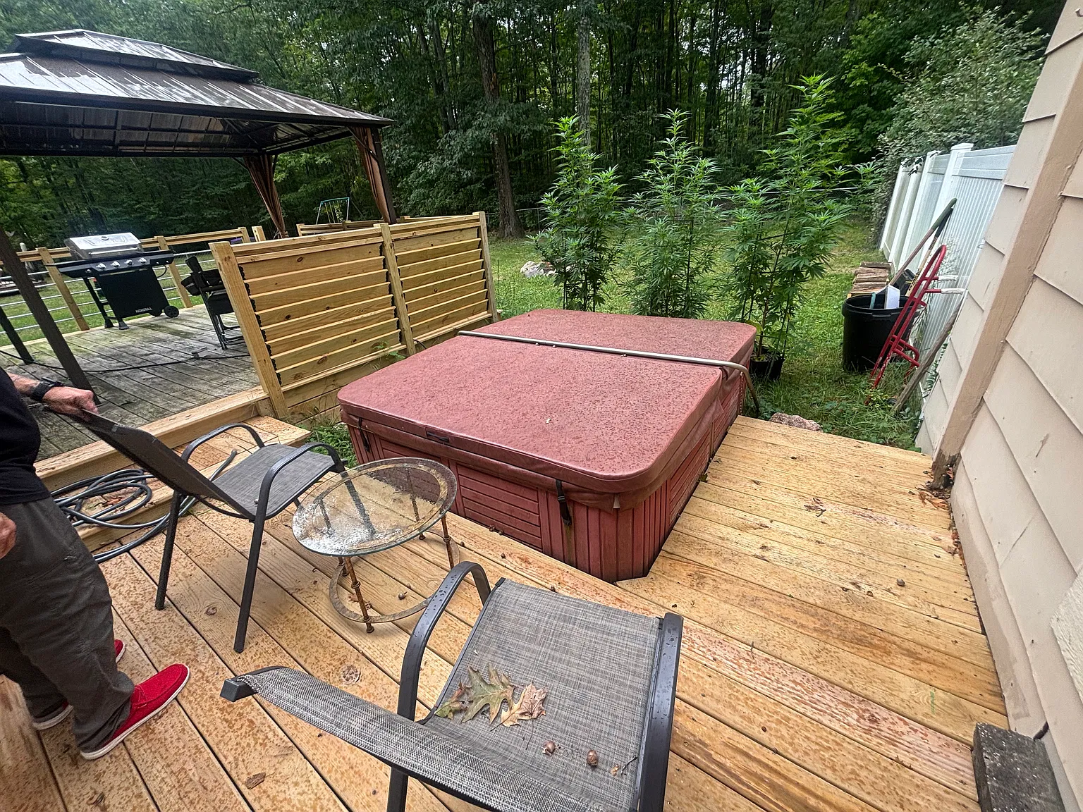1900 Penbroke Dr — Photo 1