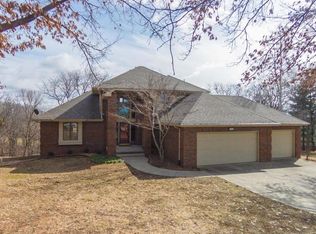 1120 Briar Rdg, West Des Moines, IA 50265
