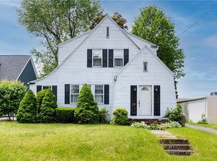 18 Fanway Ave, Bristol, CT 06010