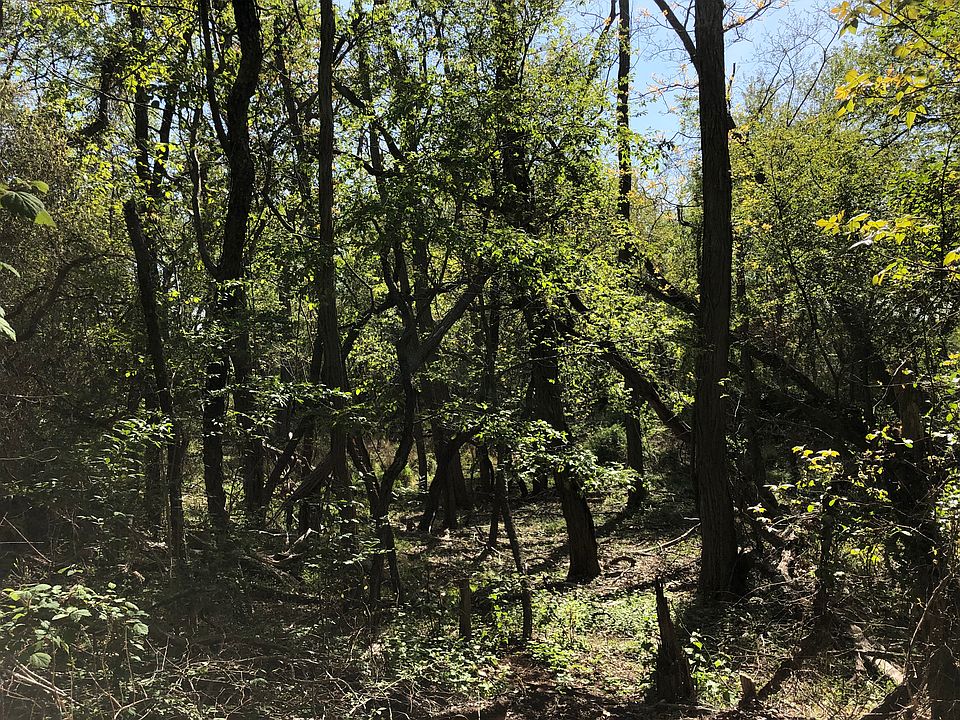2nd image of 8 Hillside Dr
